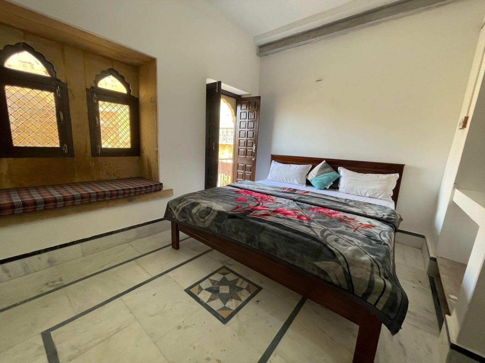 Hotel Sallu Safari Jaisalmer Zimmer foto